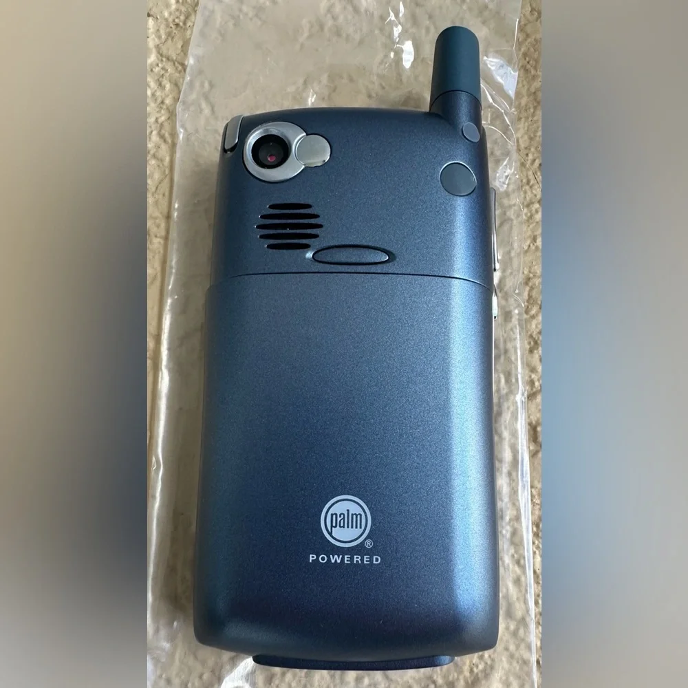 Sprint Palm Treo 650 Cell Phone Brand New in Box